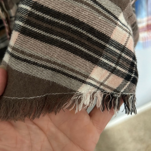 Rails button down - Picture 3 of 7